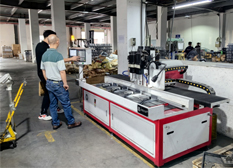 家具行業(yè)客戶訂購熱熔鉆攻一體機(jī)